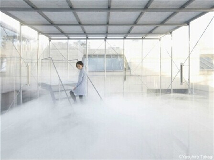 ������ġ��ƶˡ����ݡ�����Ҫ����һ�´�Խ�Ʋ㡢�����ƶ˵ġ��ɾ�������������λ���ձ��ķ����ӽ���ͨ������ģ�⣬�ڷ������봴�����һƬ�Ʋ㣬�����ӵ�һ���ϵ��ڶ���ʱ��ᴩԽ���У��·�����ϴ�񣬽��뵽��һ�����磡